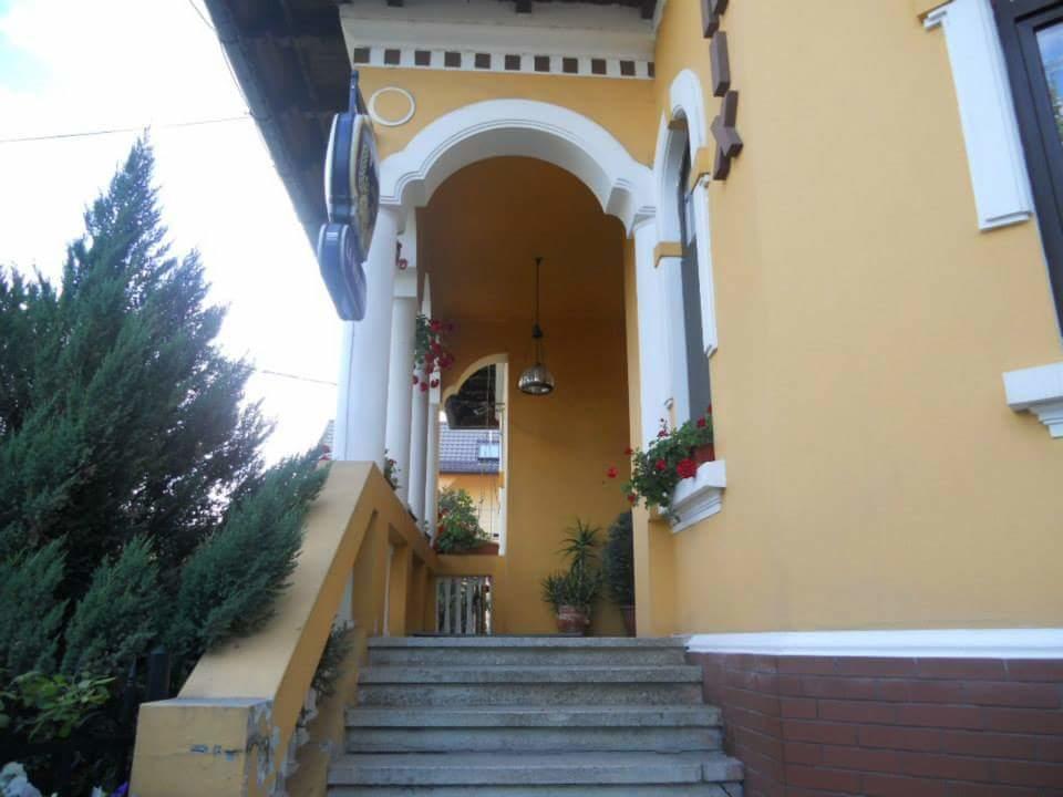 Pensiunea Onix Fagaras Exterior photo
