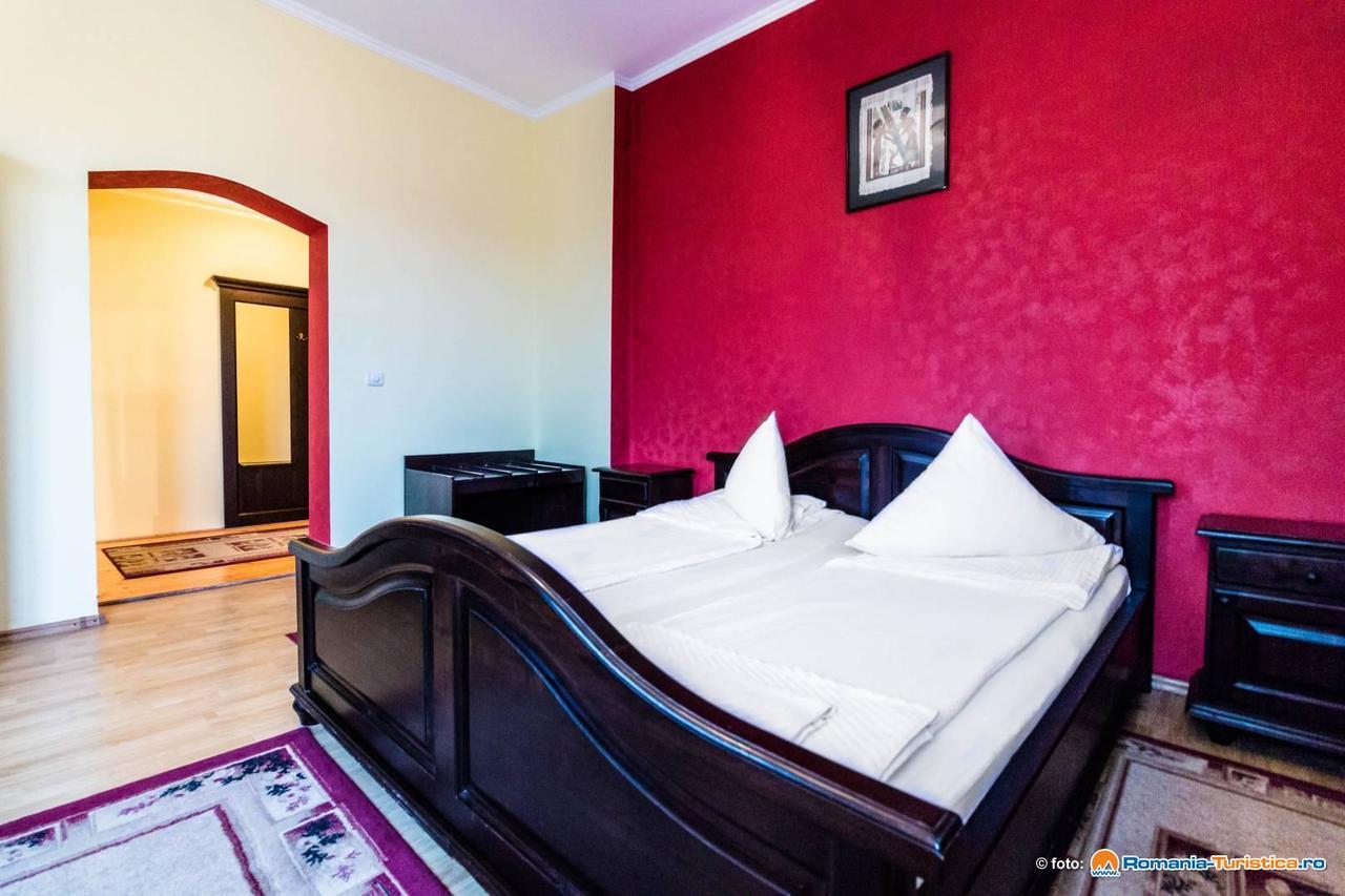 Pensiunea Onix Fagaras Exterior photo