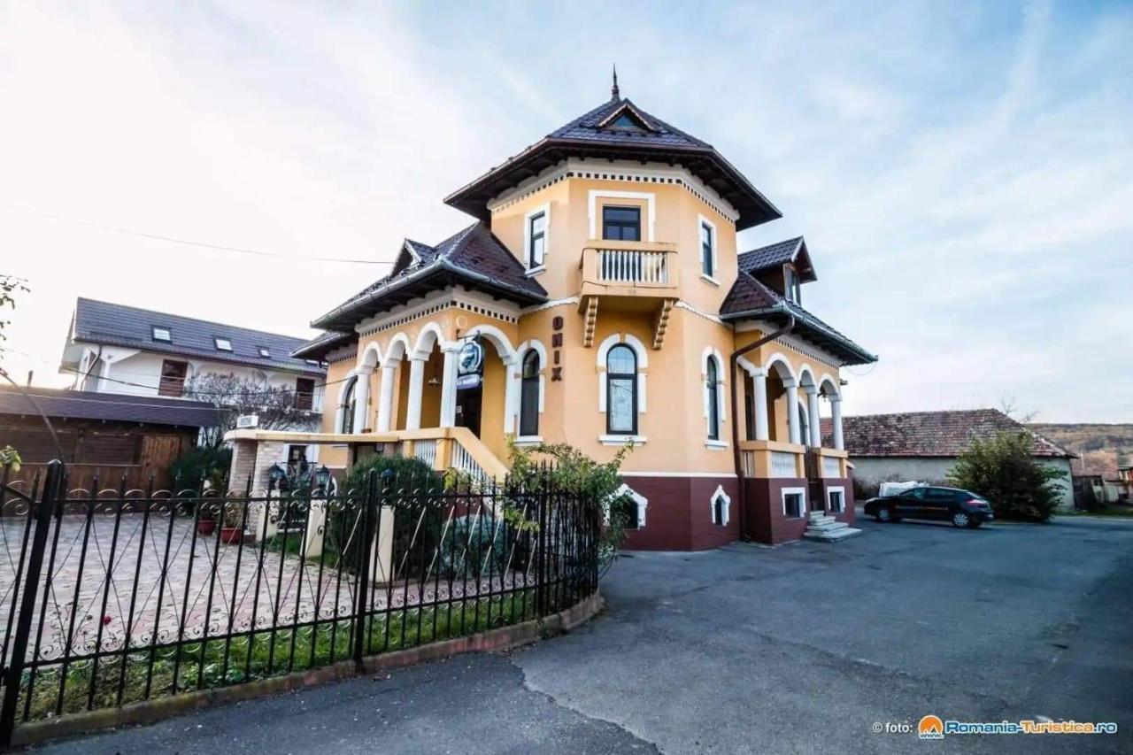 Pensiunea Onix Fagaras Exterior photo